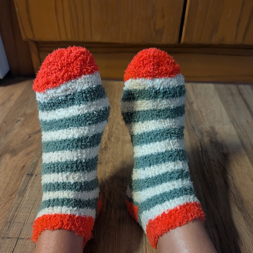 Cozy Striped Fuzzy Ankle Socks - Green & White with Red Accents